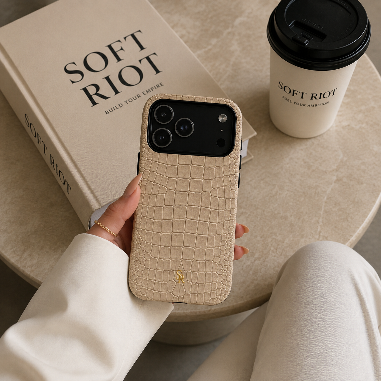 SOFT CROC - SAND