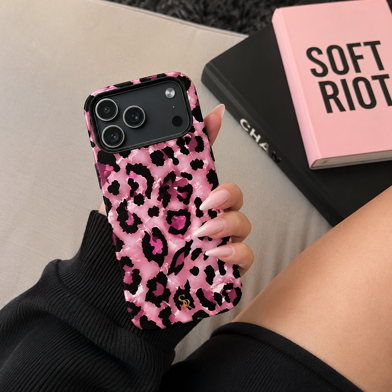 BLUSH LEOPARD